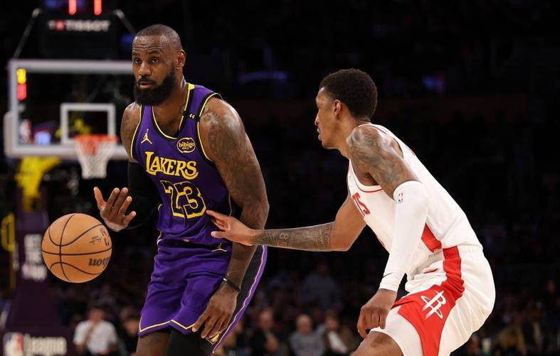 悟空体育-战神绝杀!火箭总决赛惊心,湖人雄鹿一较高低换来胜果