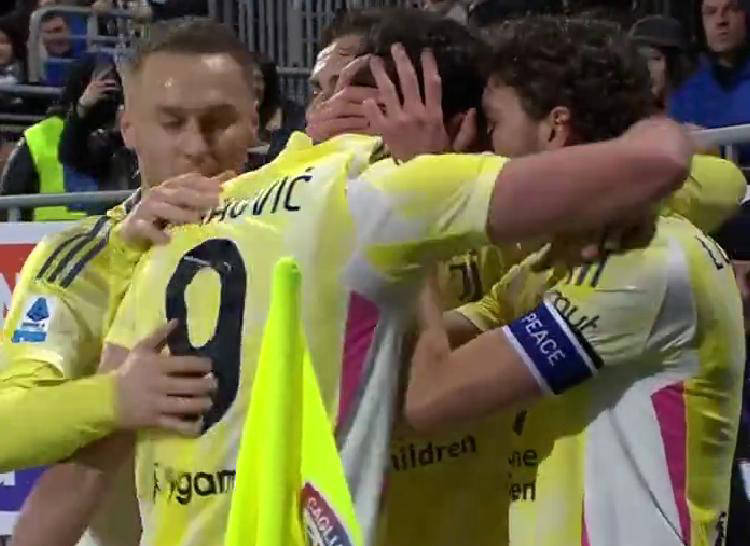 悟空体育-瓦朗谢纳连胜告终，对手力挫迈向冠军