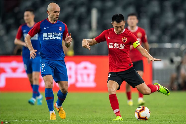 悟空体育官方网站-深圳佳兆业终结连败,士气大增