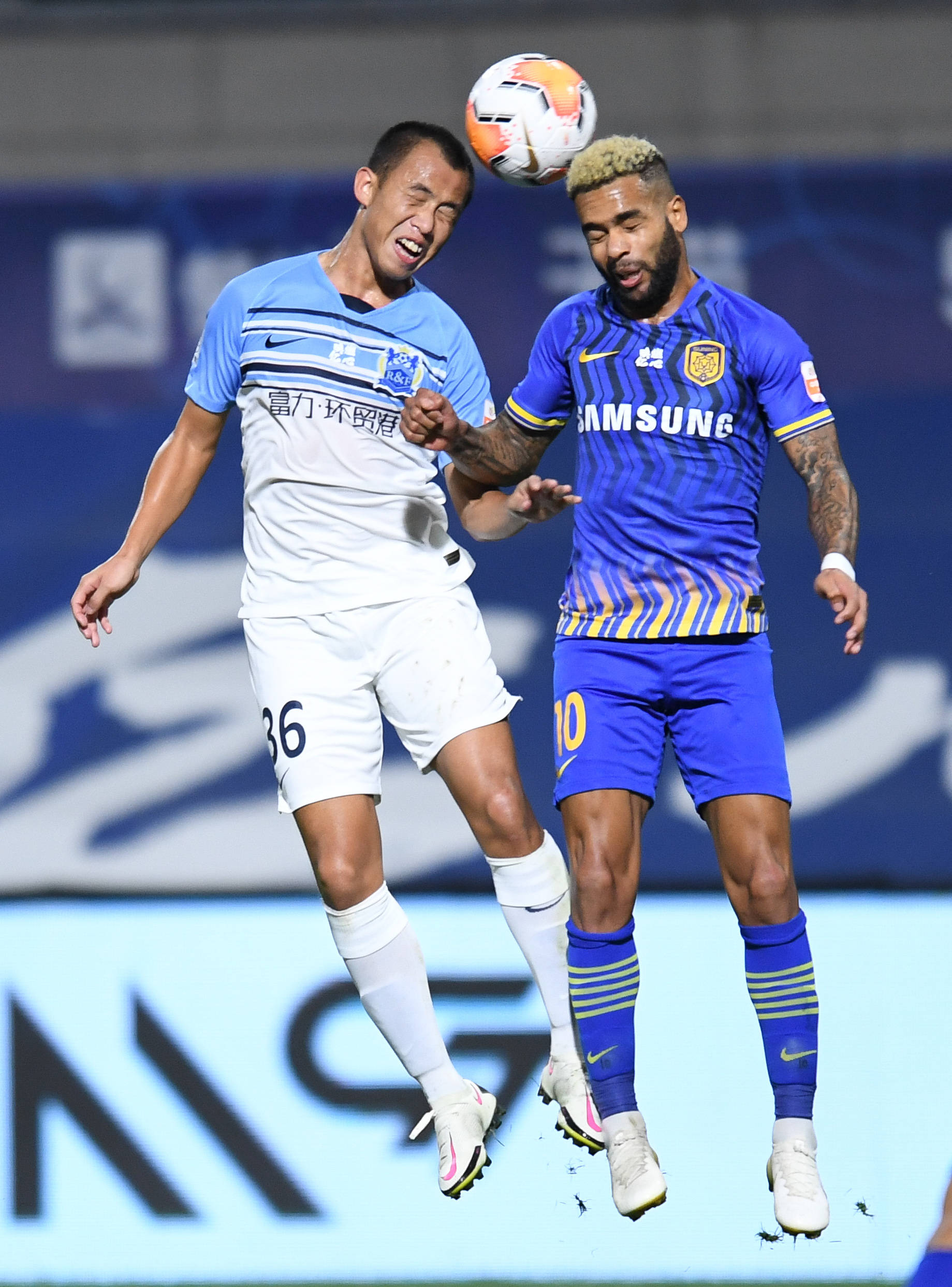 广州富力中场发挥出色，团队默契提升