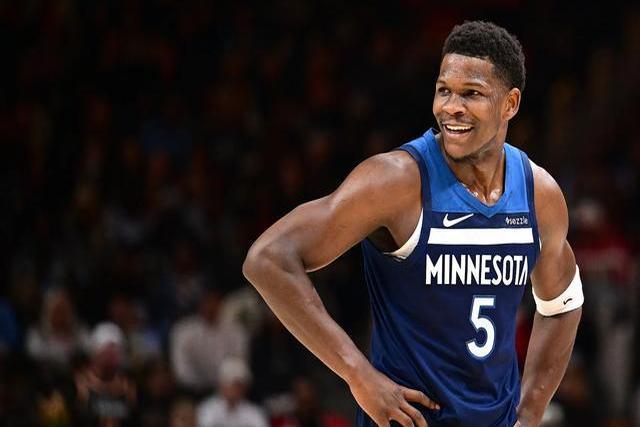 森林狼主帅点赞新秀表现,称其是未来之星 森林狼主帅点赞新秀表现,称其是未来之星