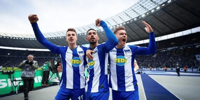 柏林赫塔主场大胜,士气大增 柏林赫塔主场大胜,士气大增