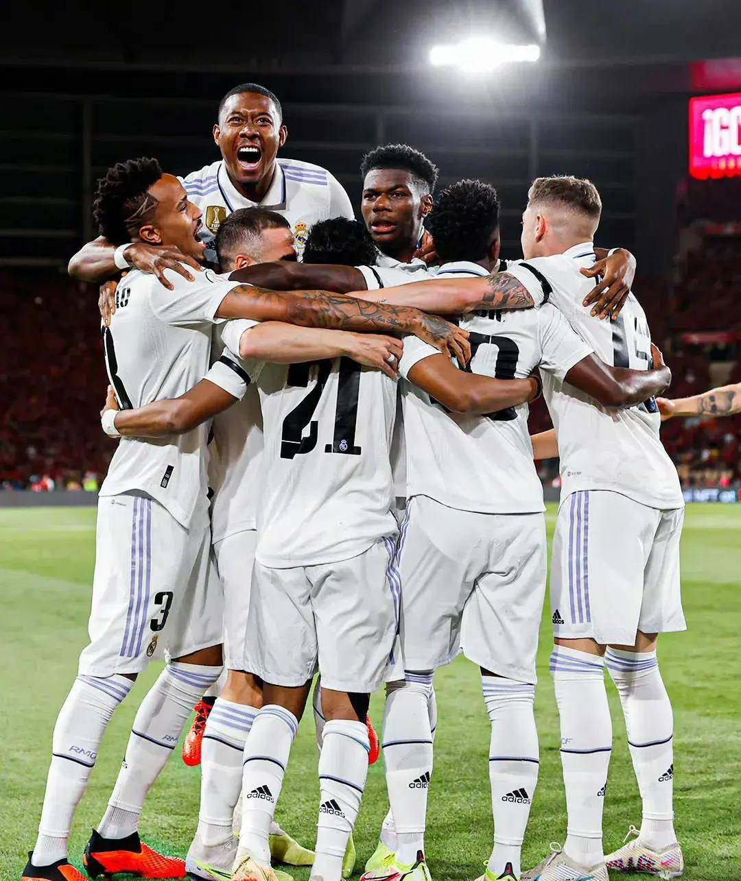 卫冕冠军皇马成败在即,迎战曼联 卫冕冠军皇马成败在即,迎战曼联