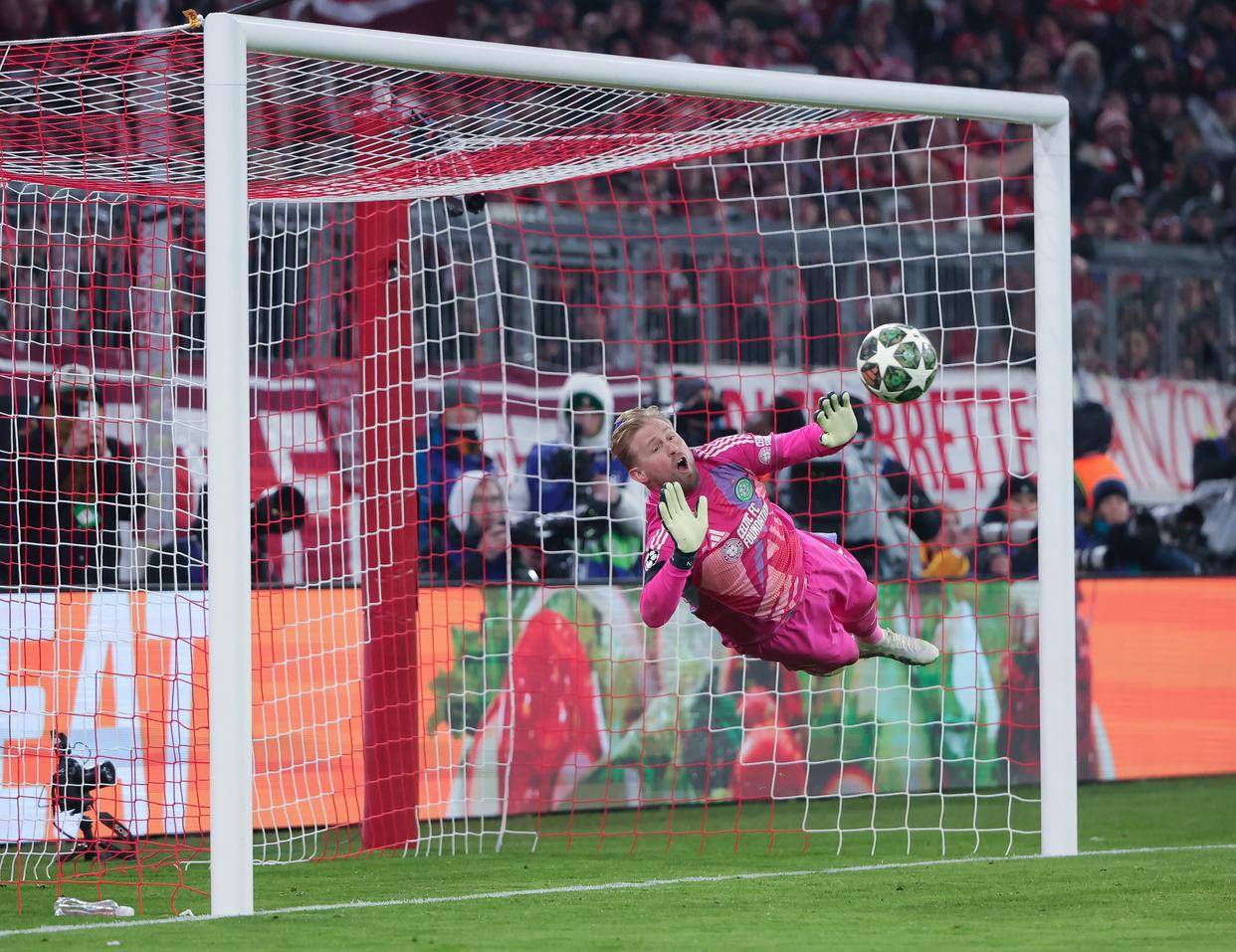 维罗纳制胜晋级欧冠16强,实力见证 维罗纳制胜晋级欧冠16强,实力见证