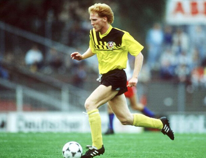 悟空体育-斯图加特士气高涨,备战关键战役