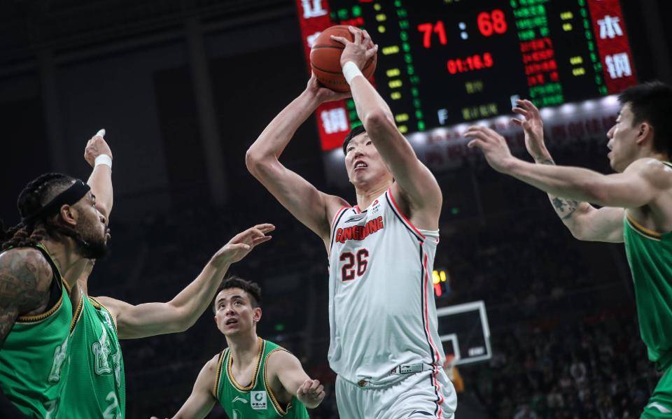 辽宁男篮主场败北,球队备受挫折 辽宁男篮主场败北,球队备受挫折