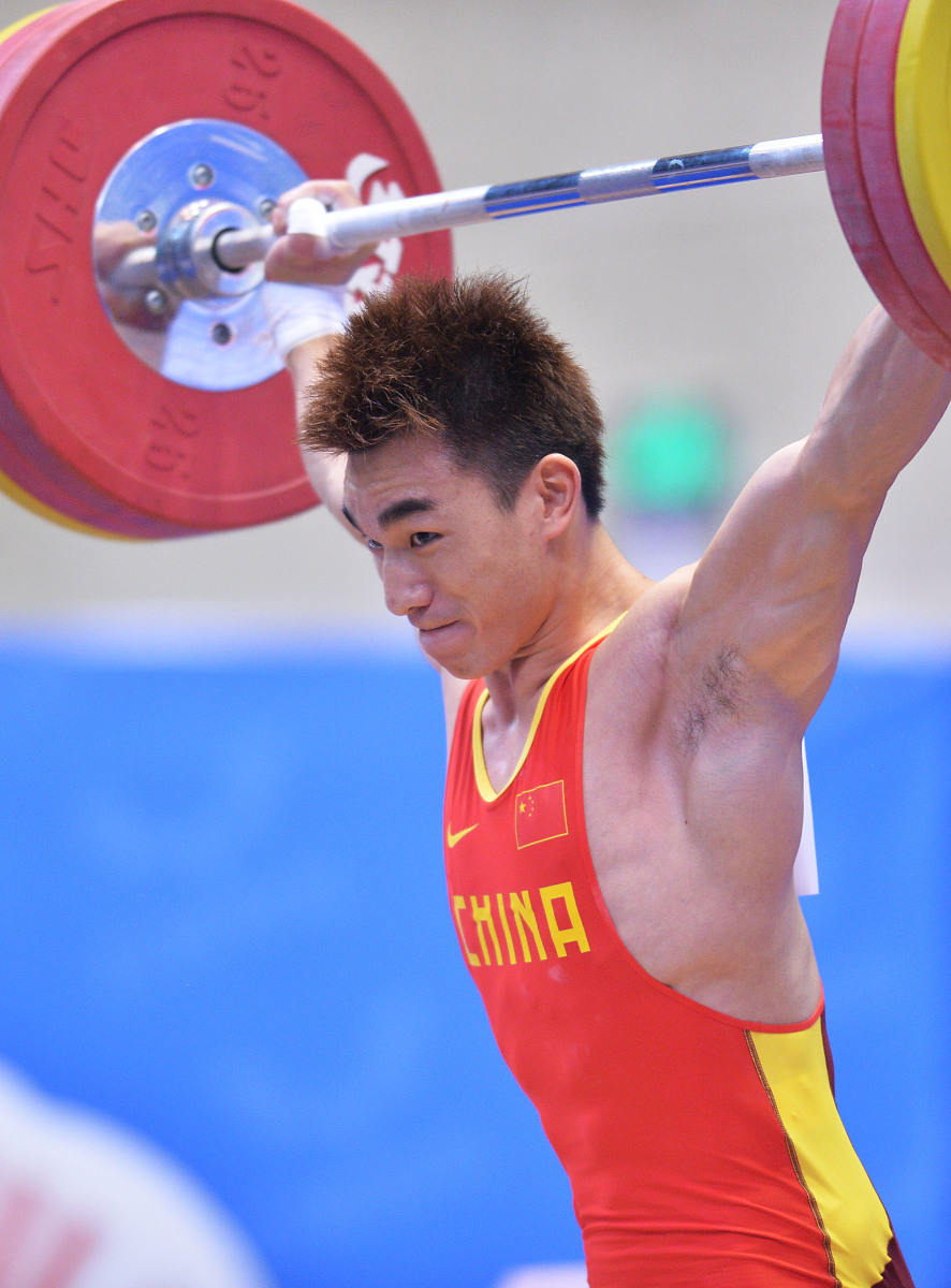 举重选手实力令人震撼,夺冠成为焦点 举重选手实力令人震撼,夺冠成为焦点