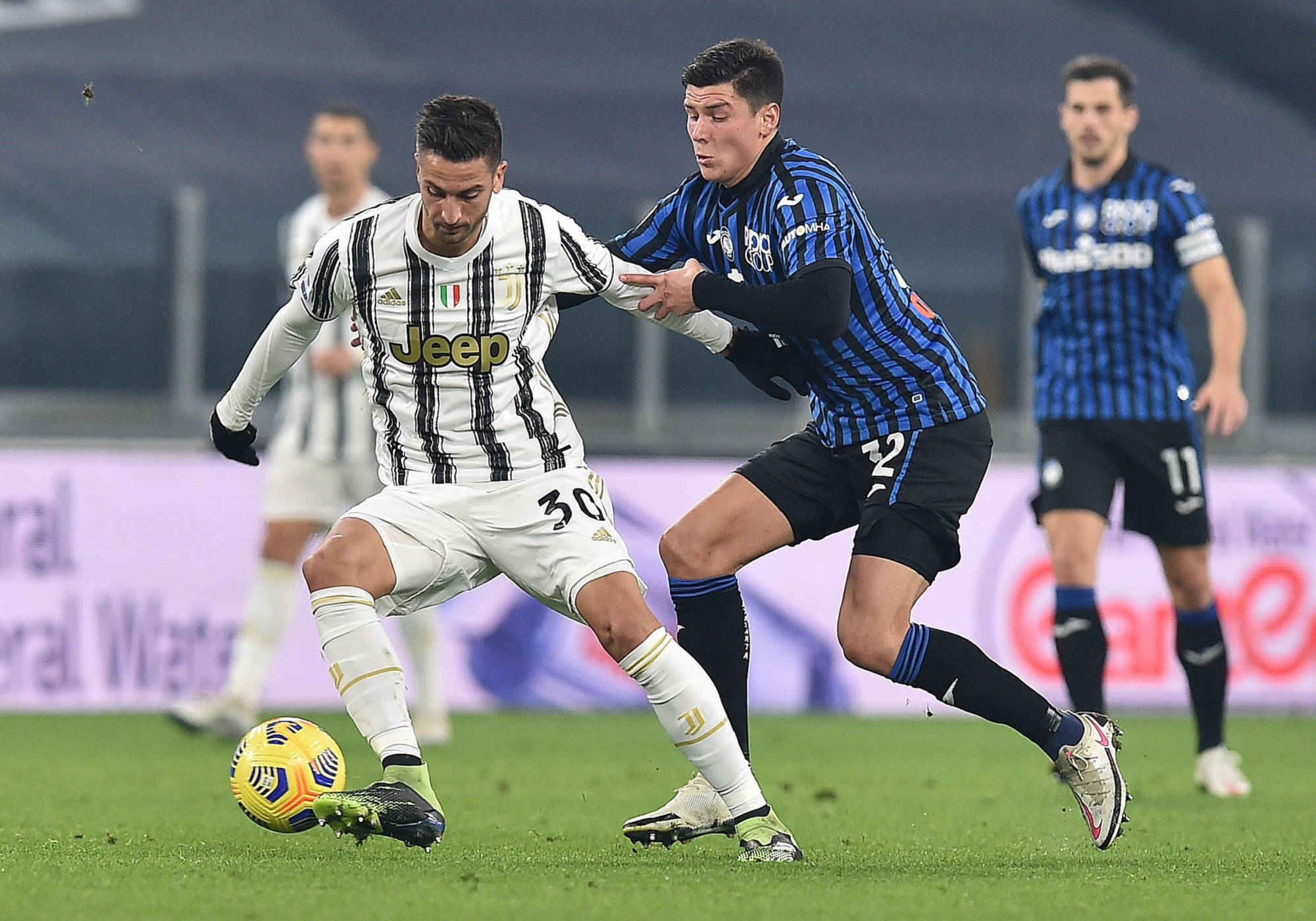 足球比赛中出现射门破门奇迹 足球比赛中出现射门破门奇迹