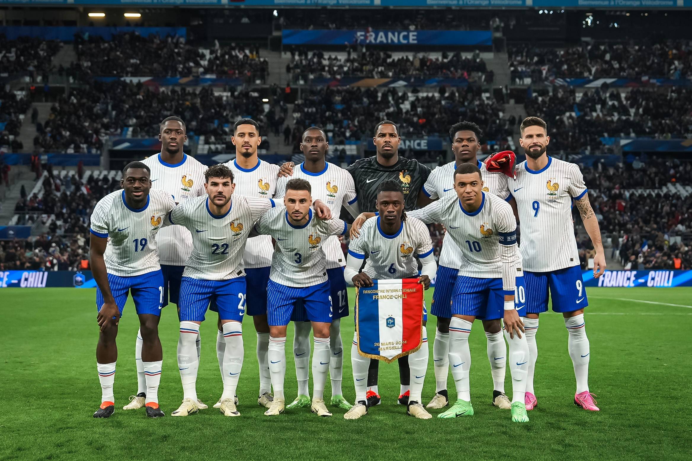 激烈角逐!欧洲国家杯赛掀起搏杀之战 激烈角逐!欧洲国家杯赛掀起搏杀之战