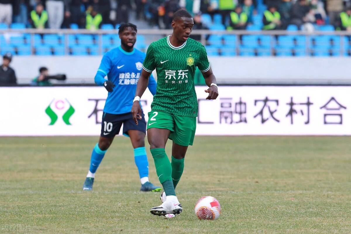 悟空体育官方网站-巴西前锋尼马重获主力位置,表现可圈可点