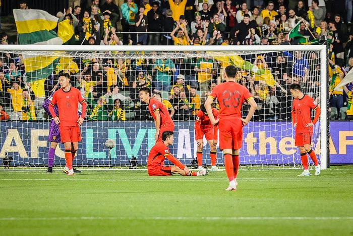 英格兰队连胜在握,半决赛确定 英格兰队连胜在握,半决赛确定