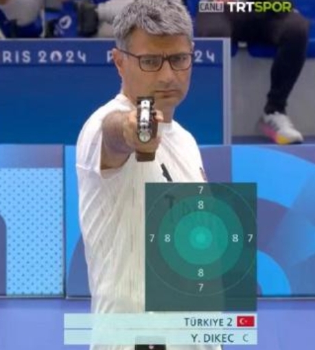 悟空体育官方网站-土耳其举重选手挺身而出,夺得银牌