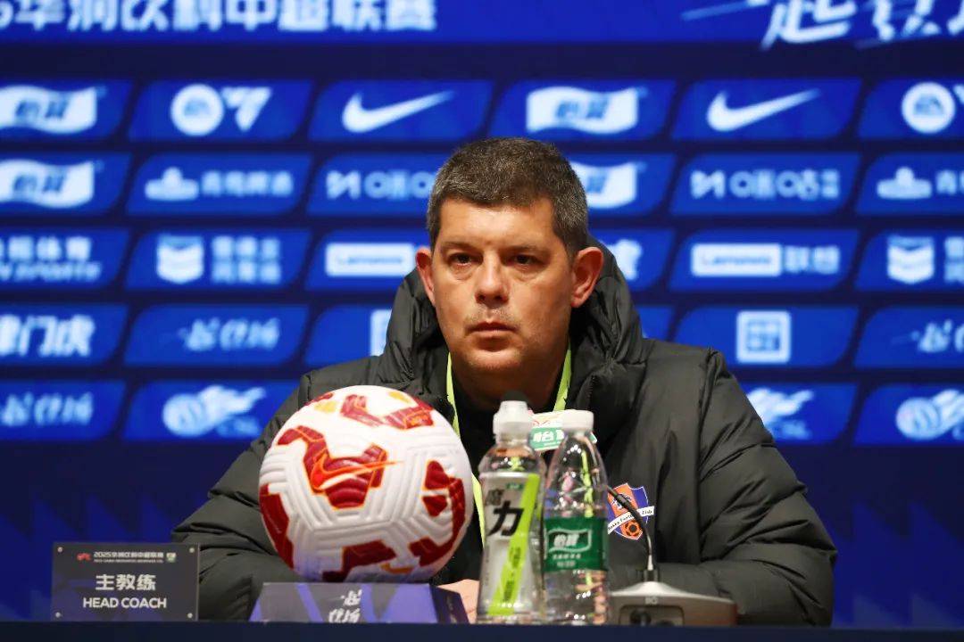 新一轮比赛即将打响,球队期待开门红 新一轮比赛即将打响,球队期待开门红