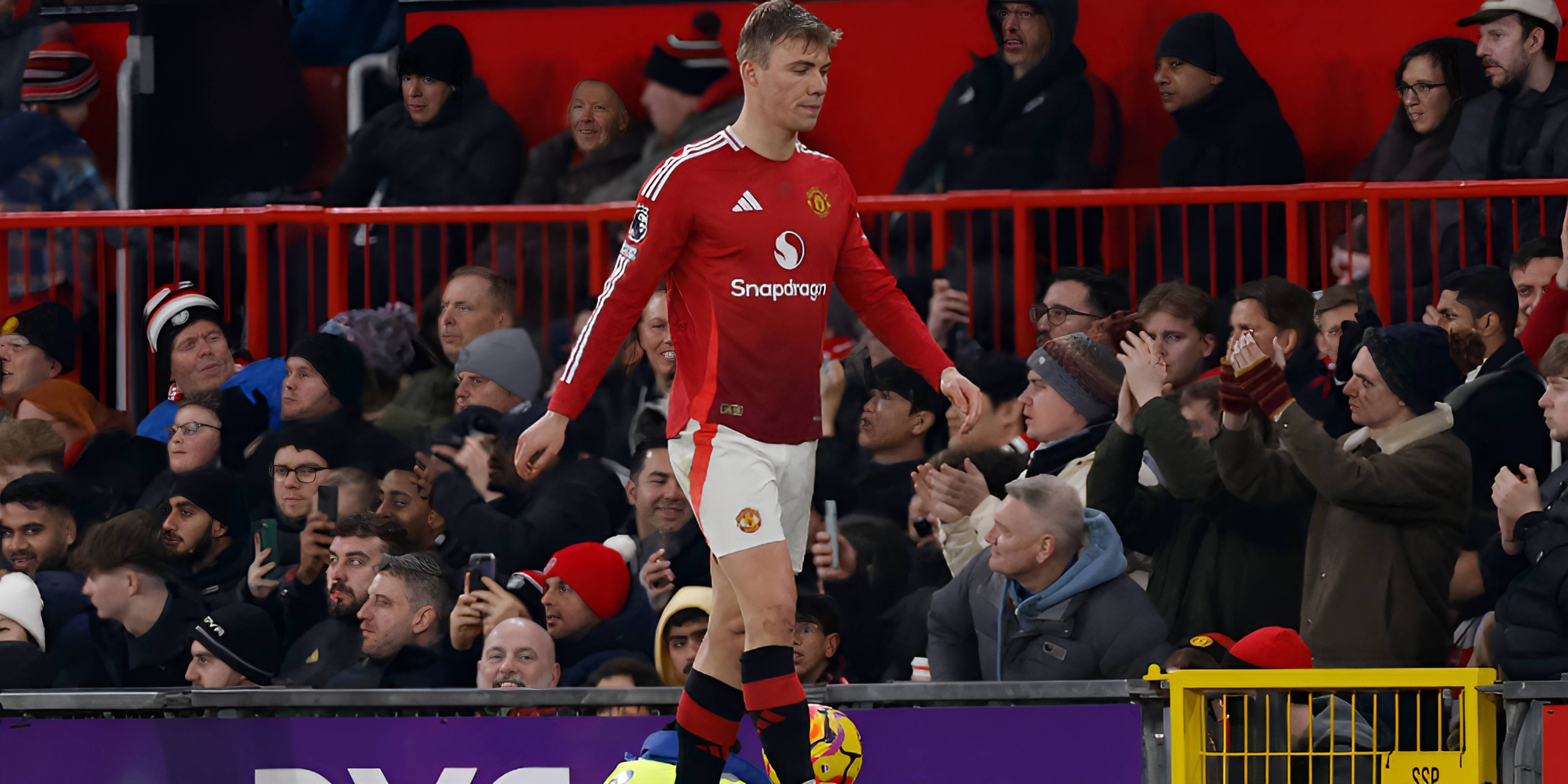 曼联主场战胜劲旅,保持不败记录 曼联主场战胜劲旅,保持不败记录