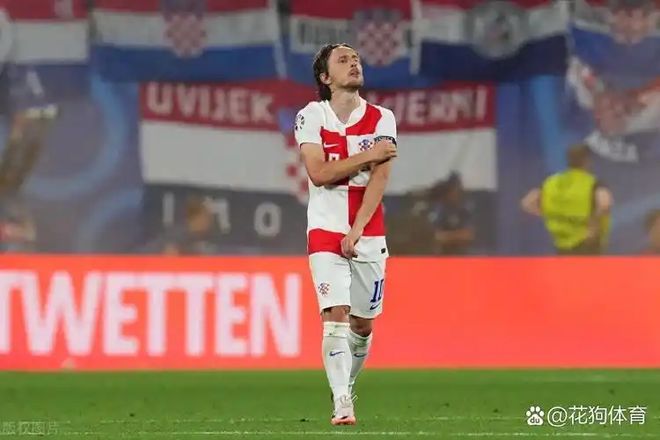 悟空体育-世界杯预选赛冰岛遭遇落后，艰难逆转克罗地亚队