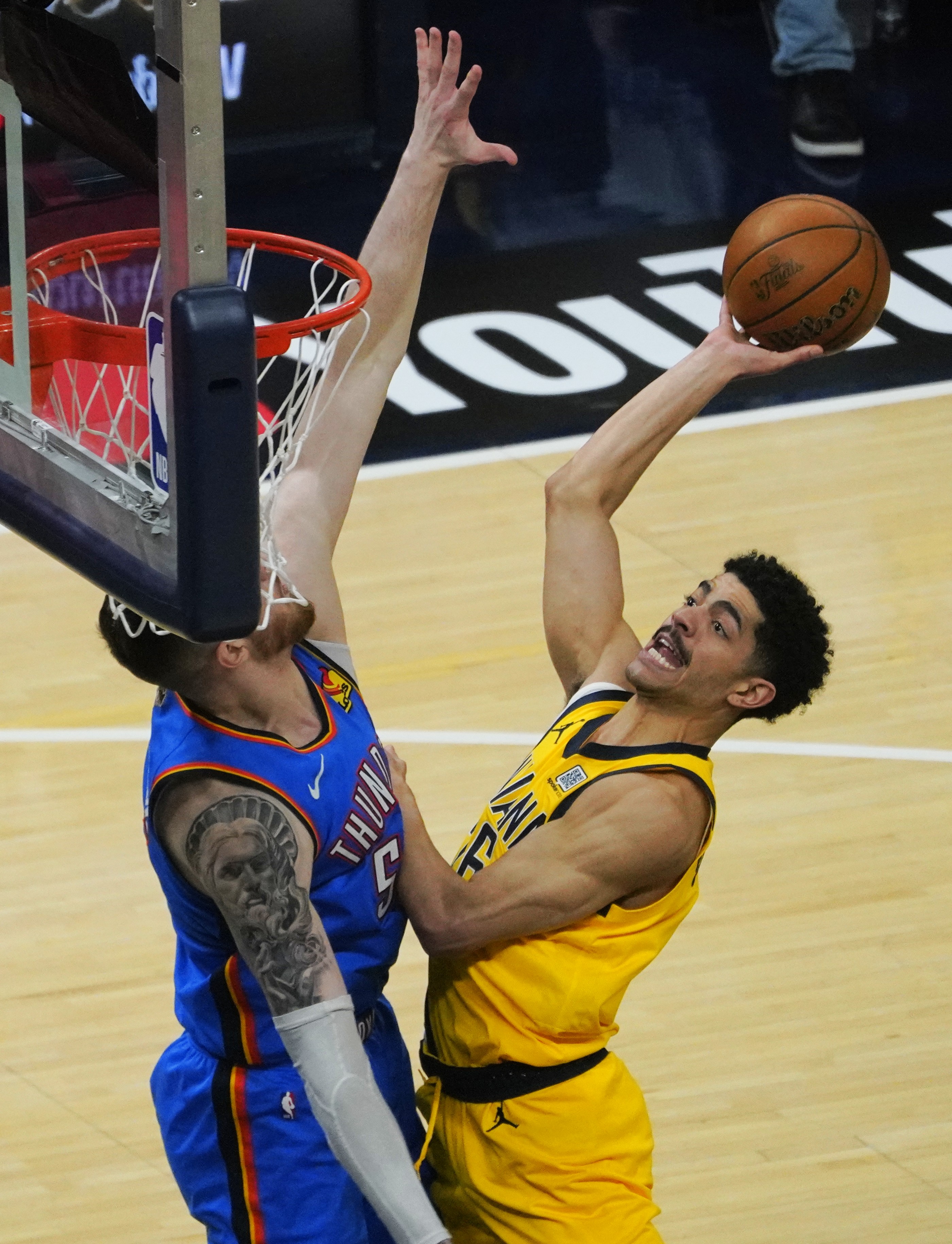 悟空体育-步行者主场力克篮网，迎来新赛季首胜