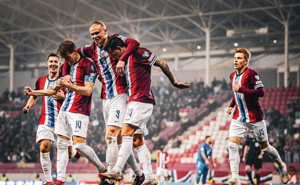 悟空体育-欧预赛球员表现抢眼，出色表现获得赞誉