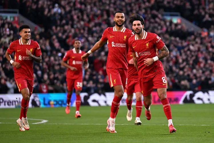 利物浦大胜，巴甲劲旅击败对手