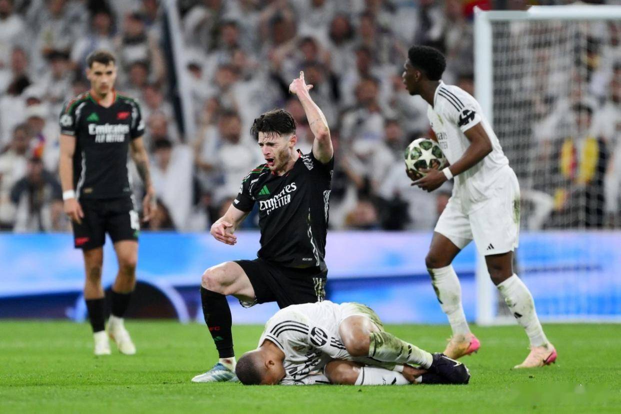 悟空体育官方网站-皇马惨遭逆转,欧冠赛场黑暗一刻