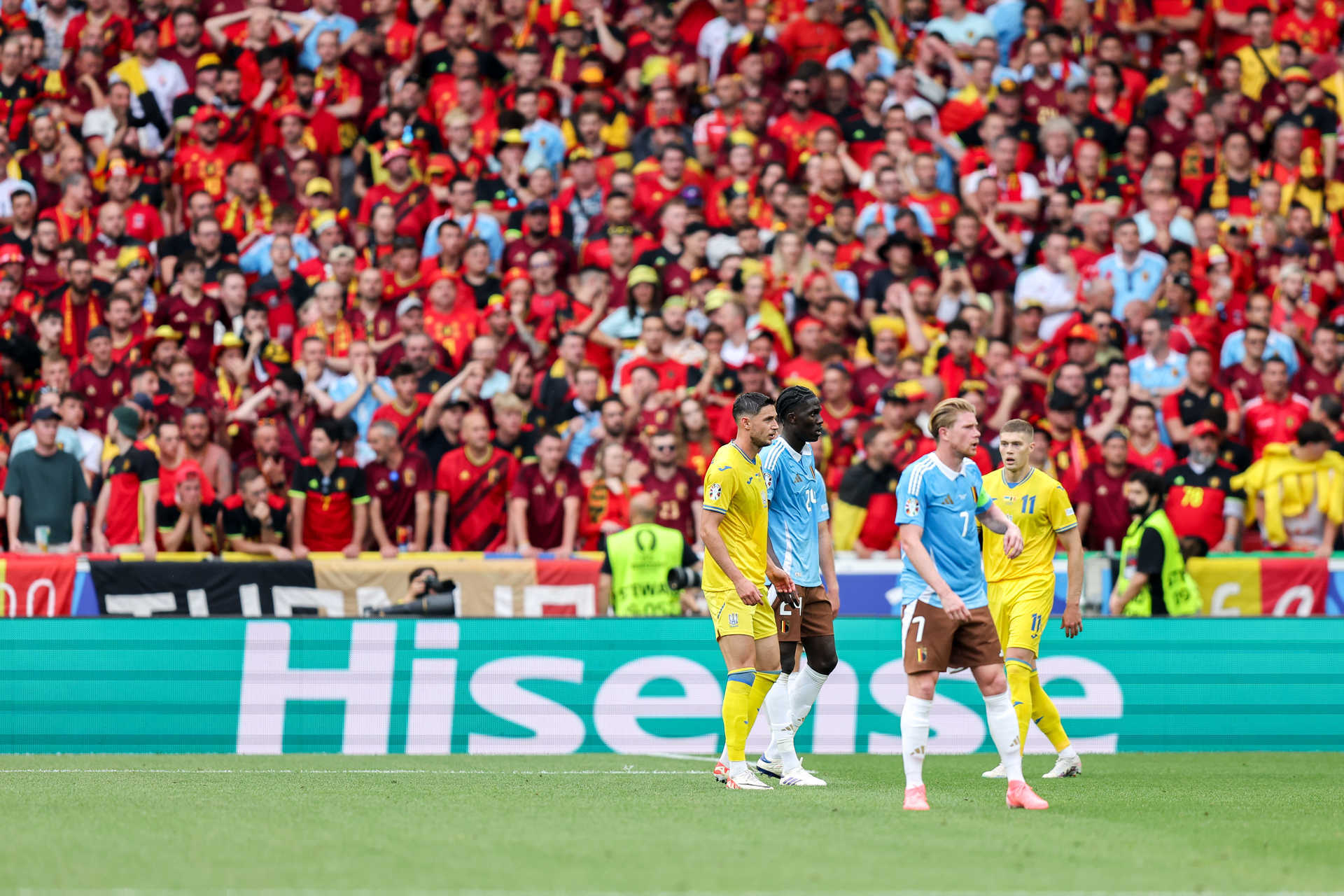 悟空体育官网-荷兰逆袭葡萄牙，成功晋级欧洲国家杯四强