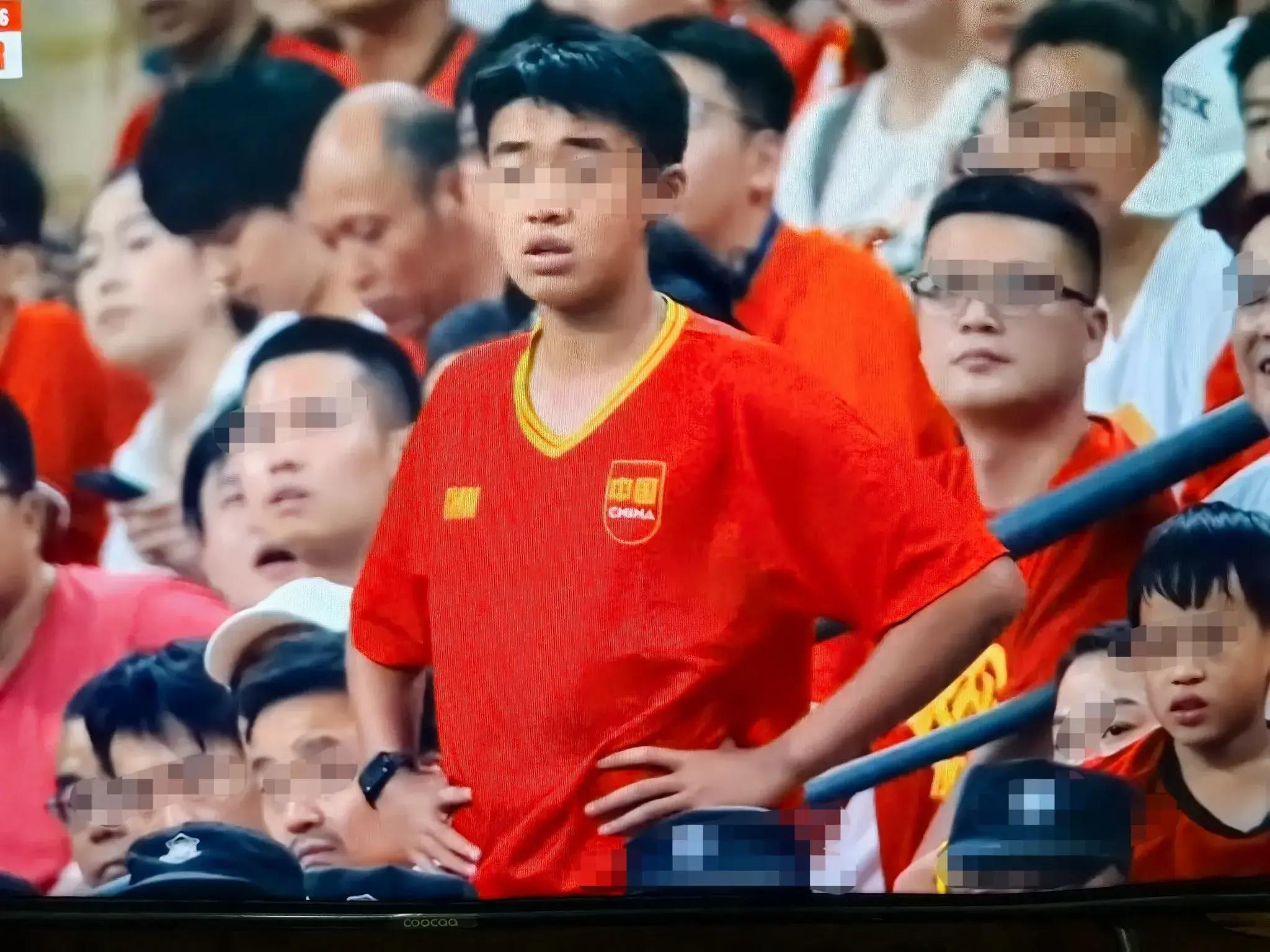 前场球员因伤缺席，球队内线压力加大