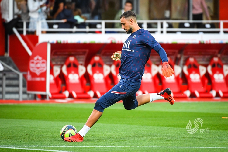 卓尔绝杀科龙，豪取客场胜利