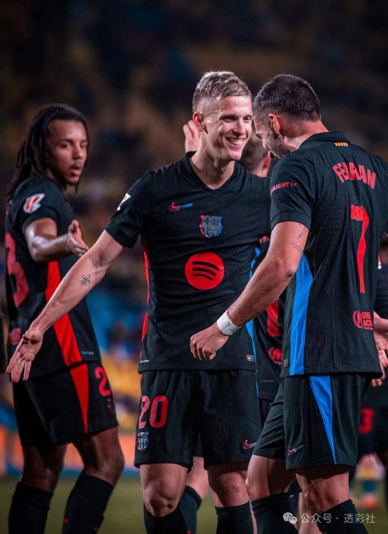 亚眠主场大胜甘冈,逼近榜首 亚眠主场大胜甘冈,逼近榜首