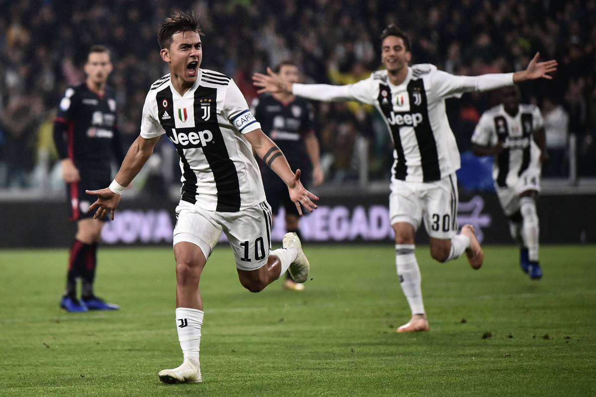 悟空体育官网-尤文图斯主场1-0战胜都灵，保持领先